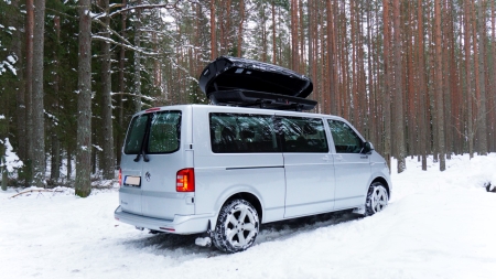 Pilt esemest 'Volkswagen Caravelle T6 Long'.