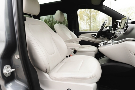 Pilt tootest 'Mercedes-Benz V-klass 4matic'.