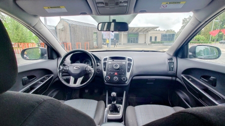 Pilt tootest 'Auto Kia'.