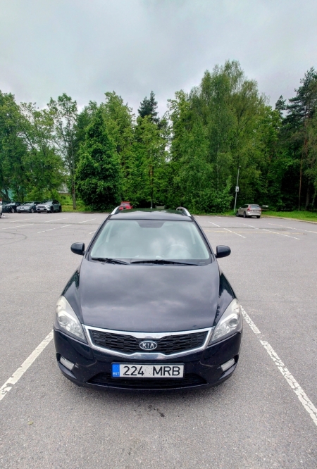 Pilt tootest 'Auto Kia'.