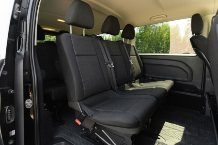 Pilt tootest 'Mercedes-Benz Vito Tourer 9-kohaline'.