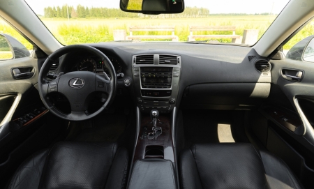 Pilt tootest 'Lexus IS250 4x4'.