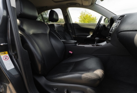 Pilt tootest 'Lexus IS250 4x4'.
