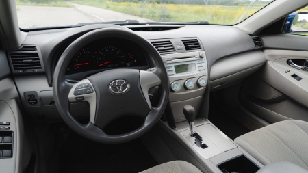 Pilt tootest 'Toyota Camry'.