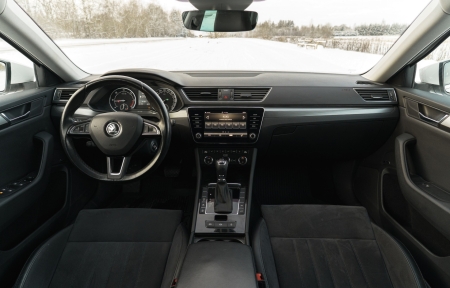 Pilt tootest 'Skoda Superb 4x4 automaat diisel'.