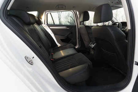 Pilt tootest 'Skoda Superb 4x4 automaat diisel'.