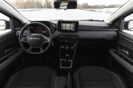 Pilt tootest '2025 Dacia Jogger LPG 7-kohaline. TARTU'.