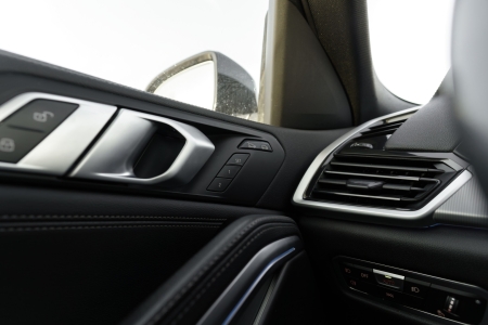 Pilt tootest 'BMW X6'.