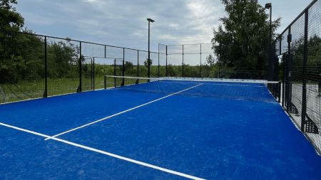 Pilt tootest 'Padeli väljak'.