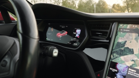 Pilt tootest 'Tesla Model S'.