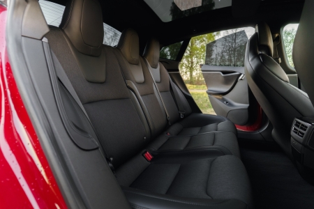 Pilt tootest 'Tesla Model S'.