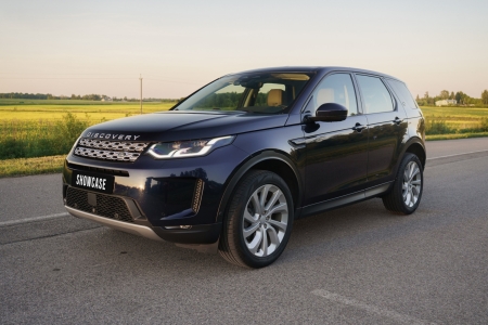 Pilt tootest 'Land Rover Discovery Sport. TARTU'.