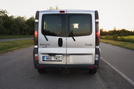 Pilt tootest 'Renault Trafic. 9-kohaline '.