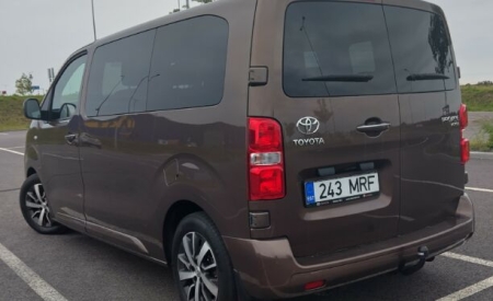 Pilt tootest 'Toyota Proace Verso'.