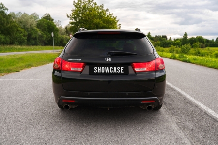 Pilt tootest 'Honda Accord Tourer'.