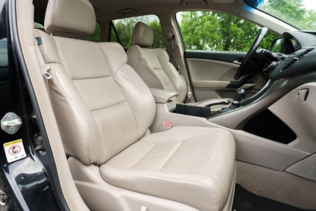 Pilt tootest 'Honda Accord Tourer'.