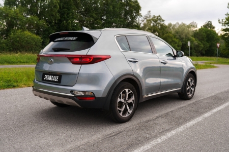 Pilt tootest 'Kia Sportage 4x4'.