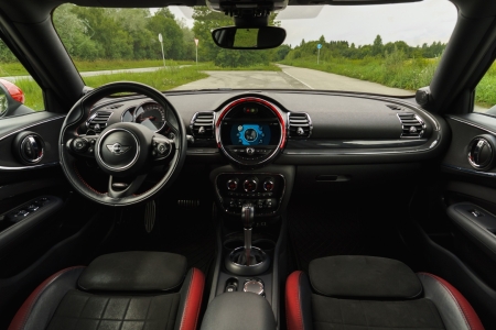 Pilt tootest 'MINI Clubman John Cooper Works 170kW'.