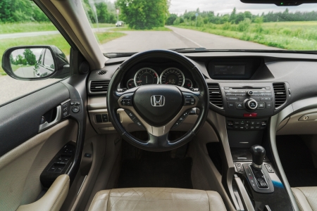 Pilt tootest 'Honda Accord Tourer'.