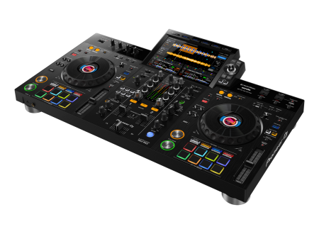 Pilt tootest 'Pioneer DJ XDJ-RX3 DJ-pult'.